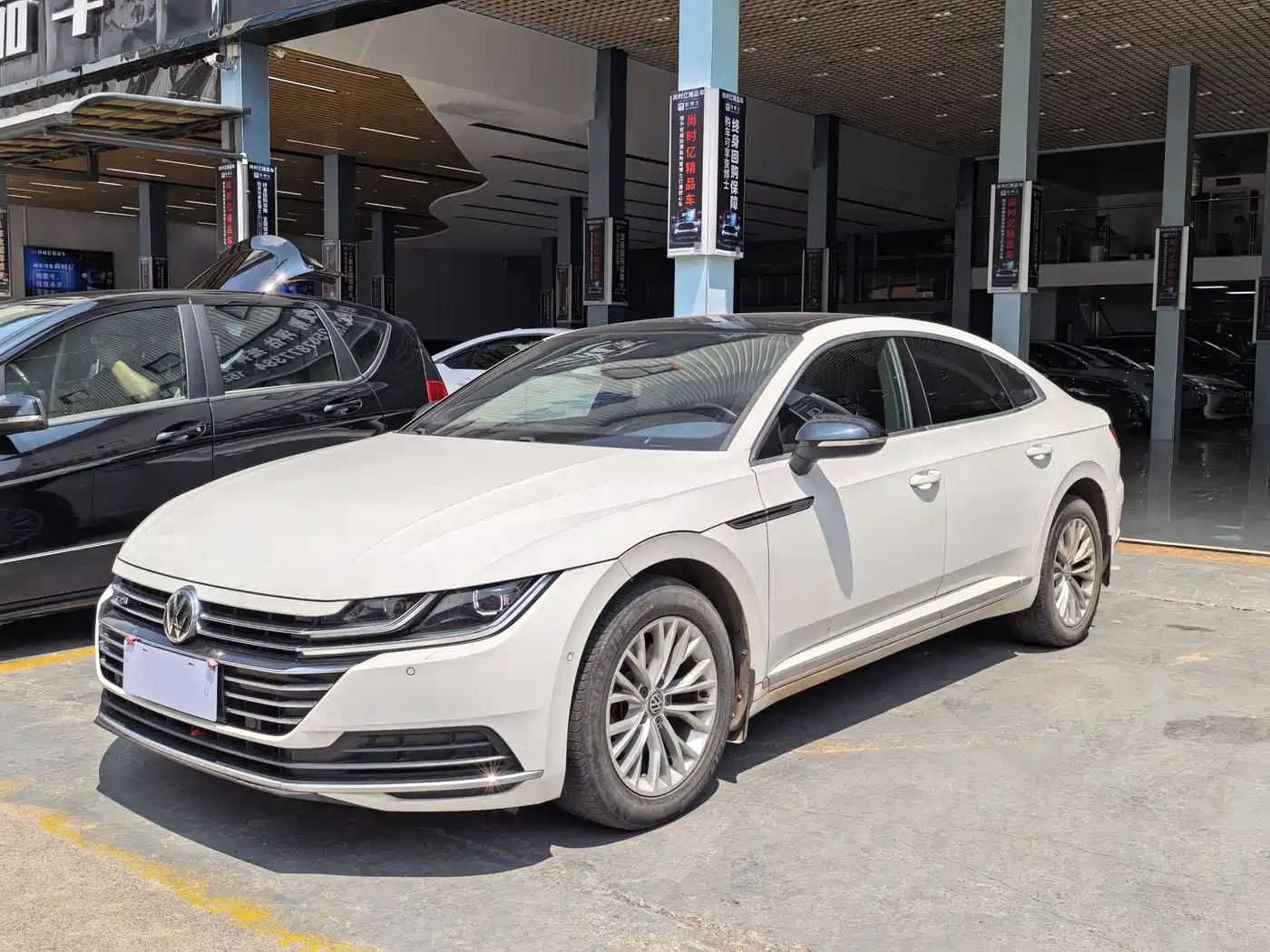 Volkswagen FAW-Volkswagen CC 2019 380TSI Charming Appearance (China V)