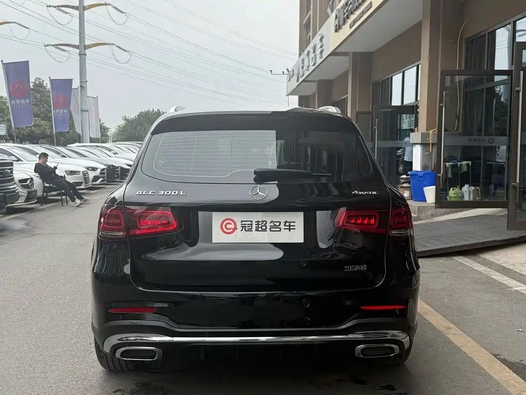 Mercedes-Benz GLC 2021 GLC 300 L 4MATIC Sporty фото 3