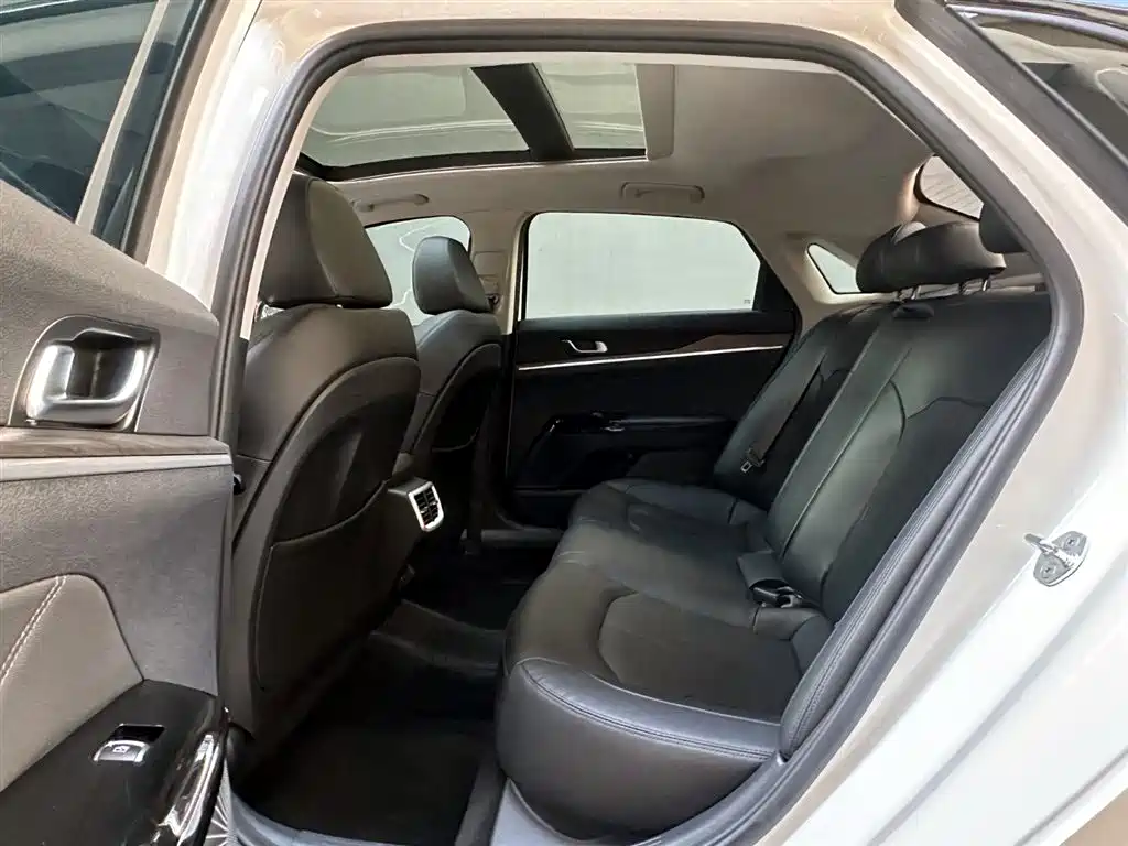 Kia K5 2021 380T GT-Line Renewal Edition фото 10