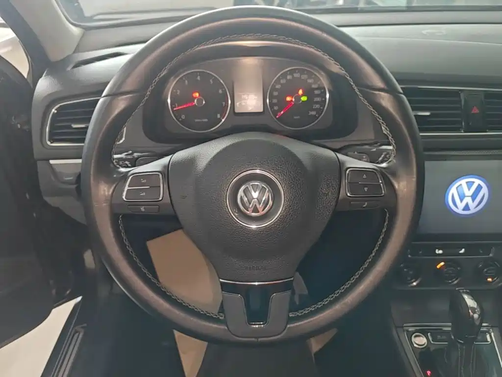 Volkswagen Gran Lavida 2015 2014 1.4TSI DSG