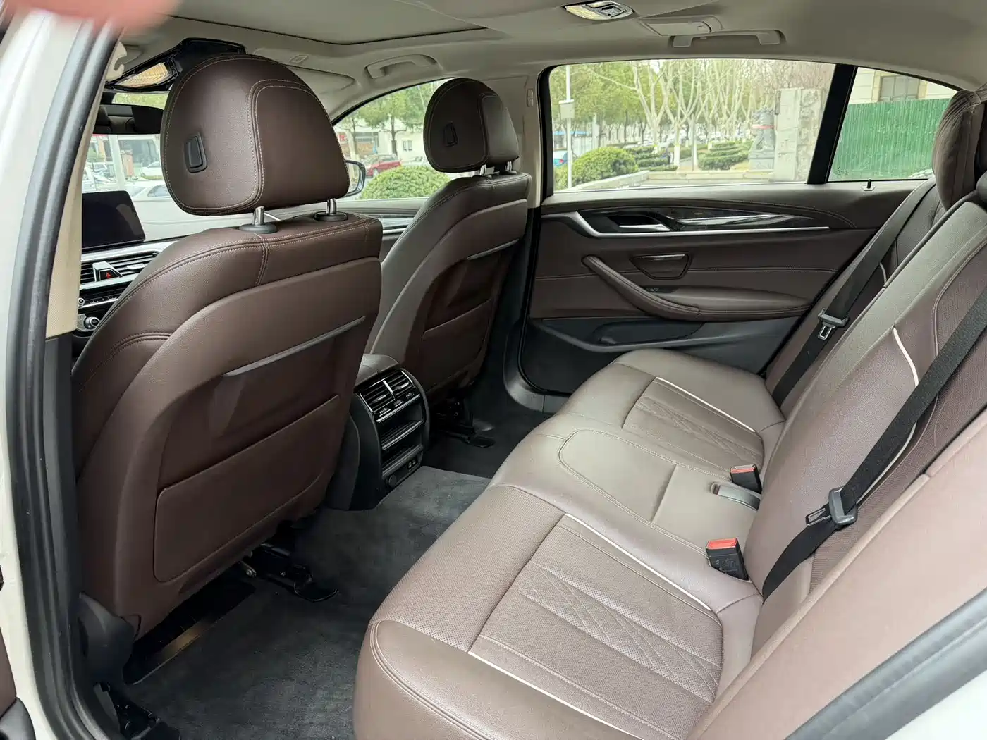 BMW 5 Series 2021 525Li Luxury Package фото 6