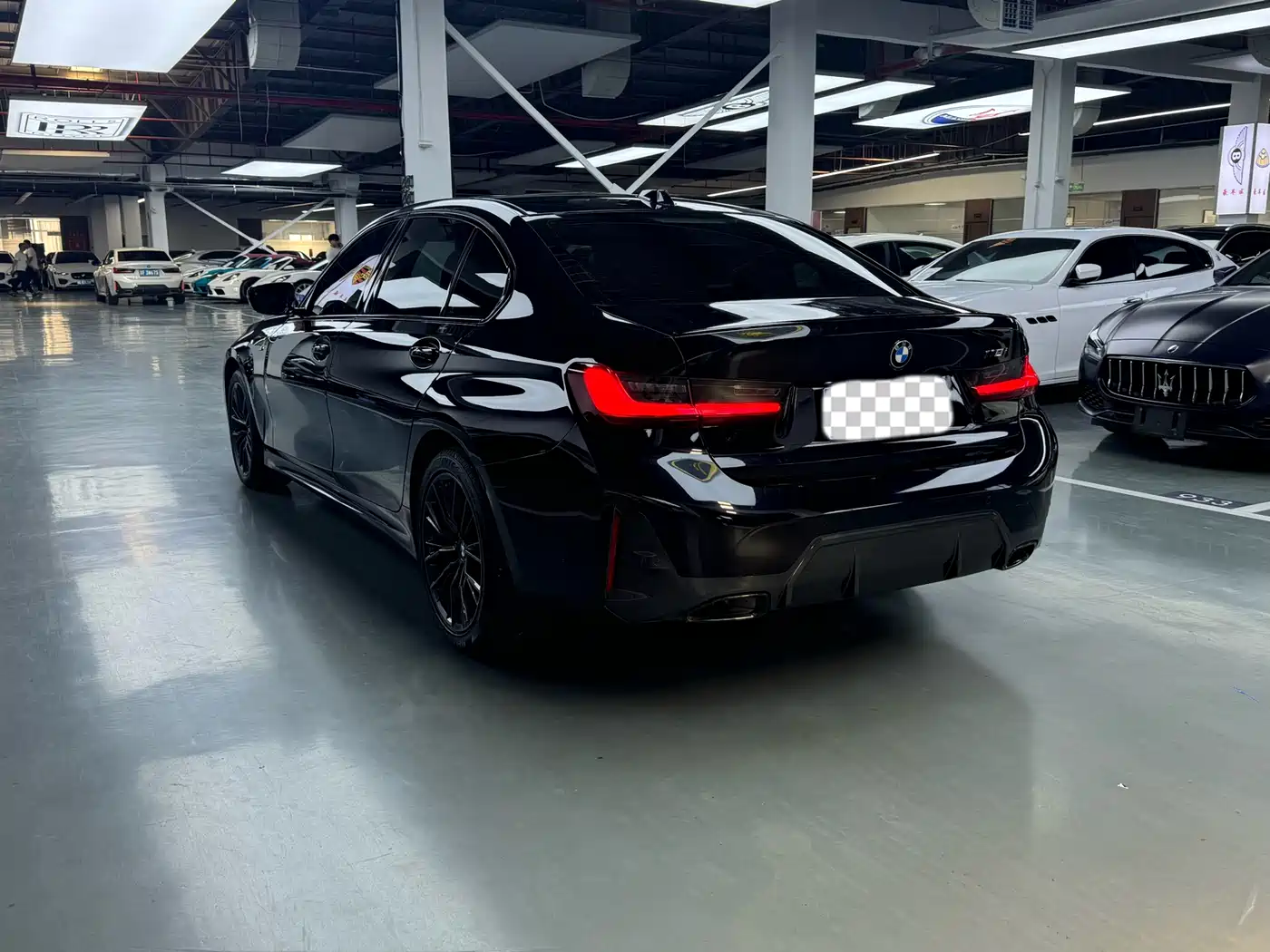 BMW 3 Series 2024 325Li M Sport Shadowline Package фото 16