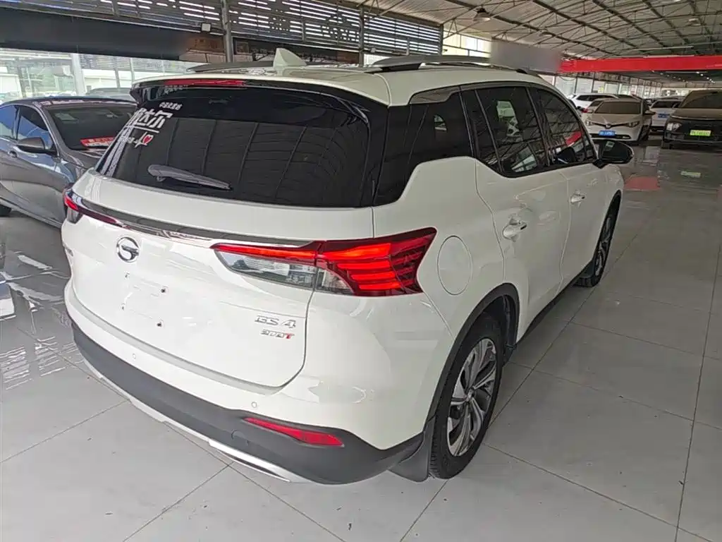 GAC Trumpchi Trumpchi GS4 2020 270T Automatic Smart Connect Tech Version фото 5