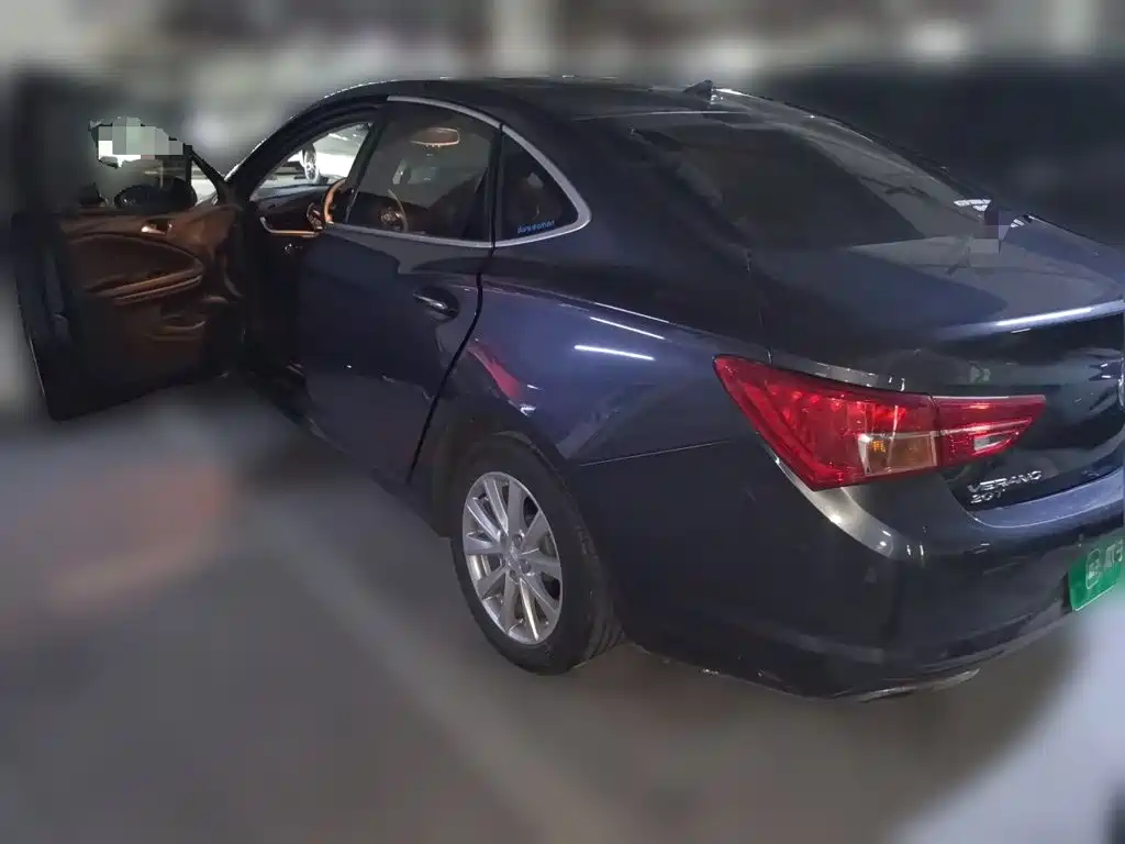 Фото 25 - Buick Verano