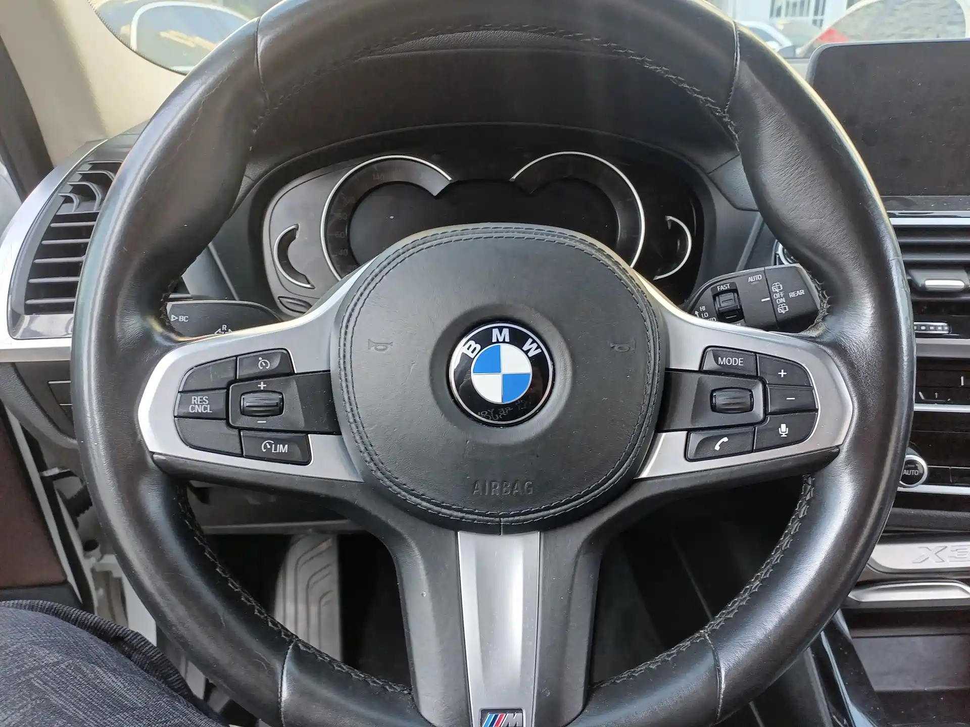 Фото 25 - BMW X3