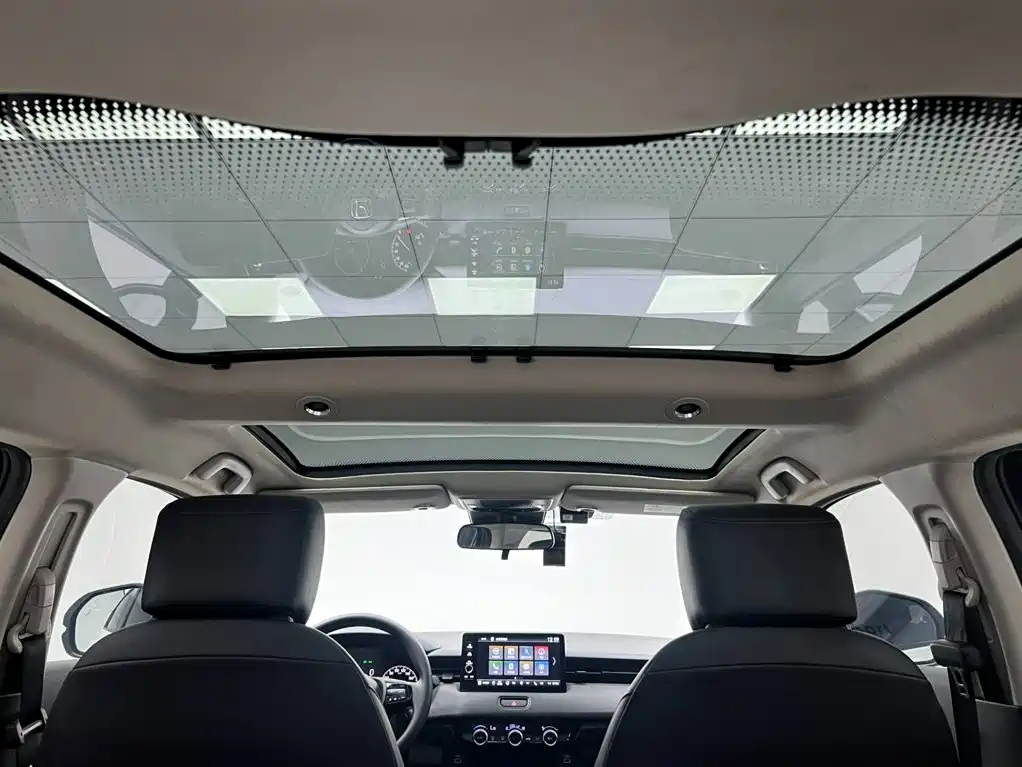 Photo 15 - Honda Vezel