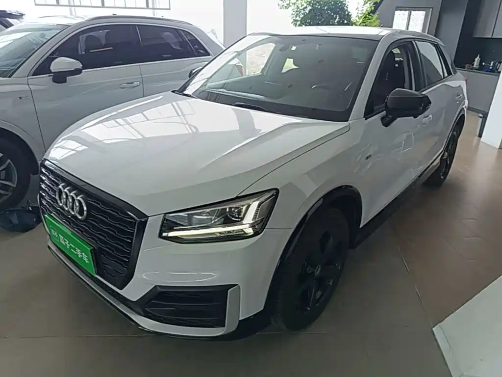 Audi Q2L 2019 2018 35 TFSI Launch Exclusive Edition China VI