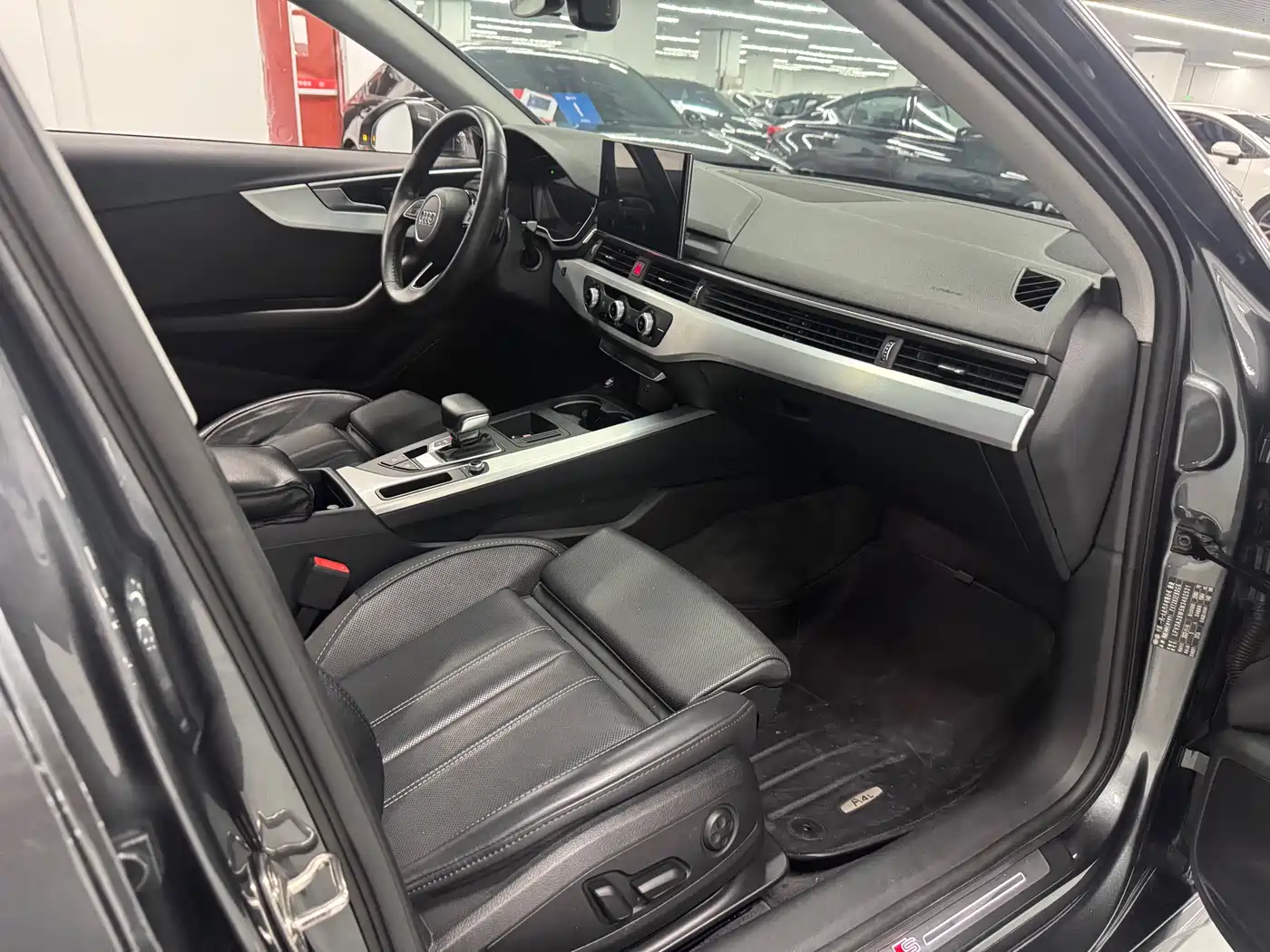 Audi A4L 2022 40 TFSI Fashion Dynamic фото 11