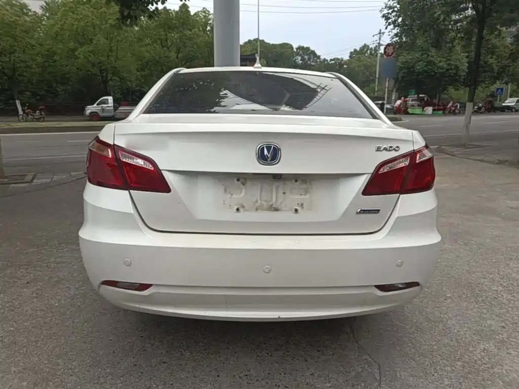 Changan Eado 2015 2015 1.6L Manual Luxury China V