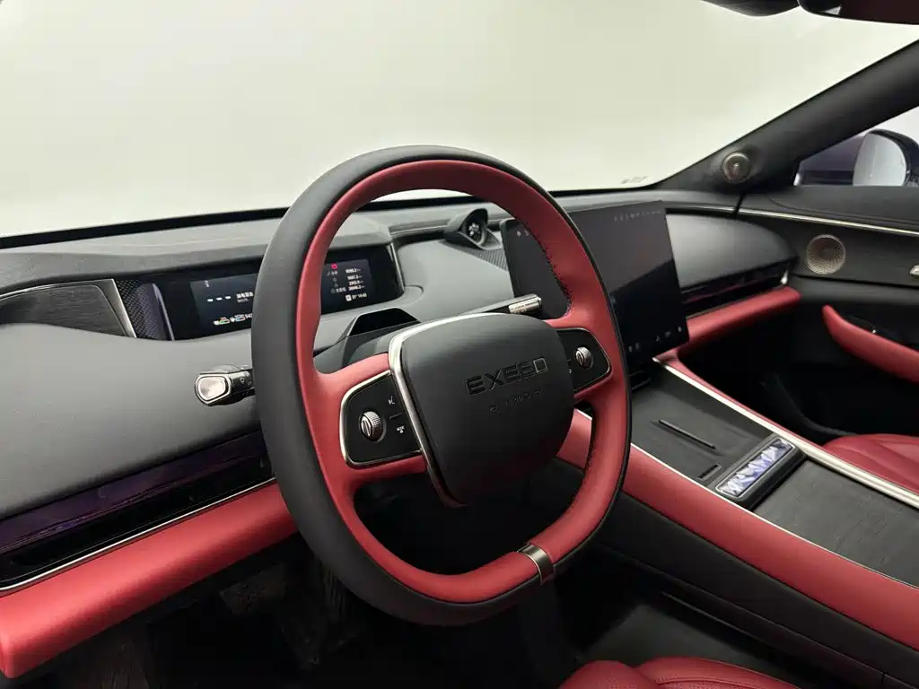 Exeed Exlantix ES 2025 2025 Range Extender Max Urban Assist