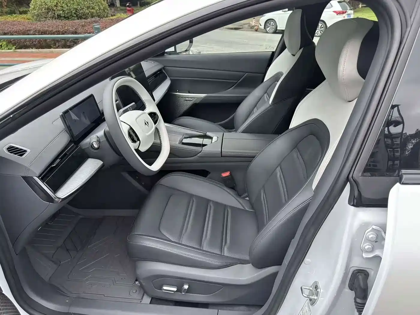 Dongfeng Yipai eπ007 2025 2024 Extended Range 200Air