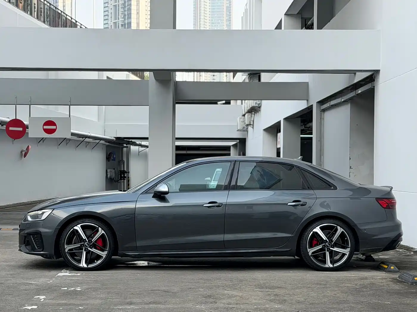 Audi A4L 2022 45 TFSI quattro Premium Dynamic фото 11