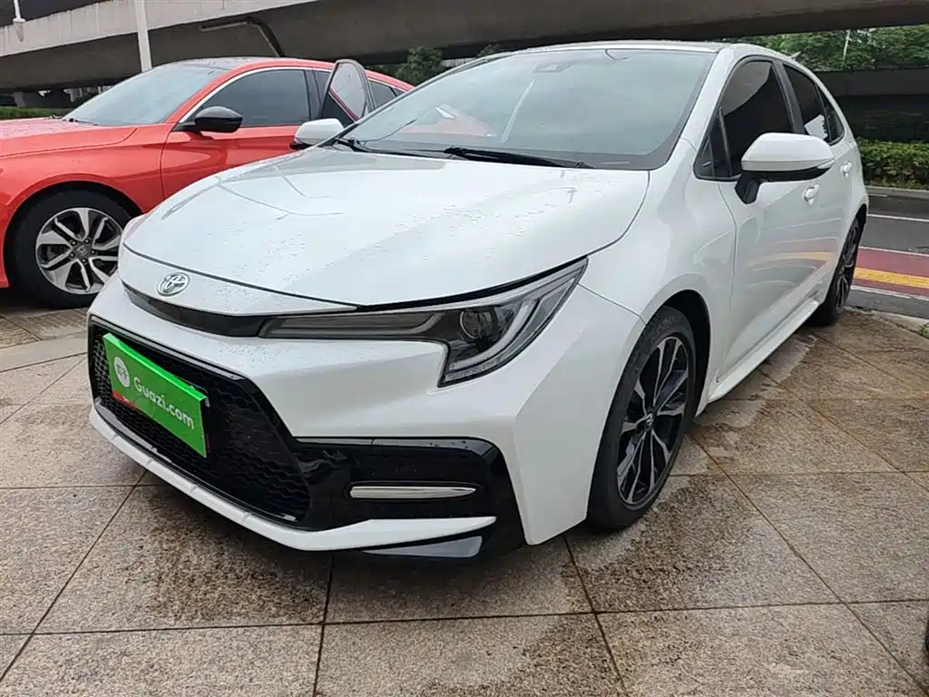 Toyota Levin 2021 185T CVT Sport Edition фото 2