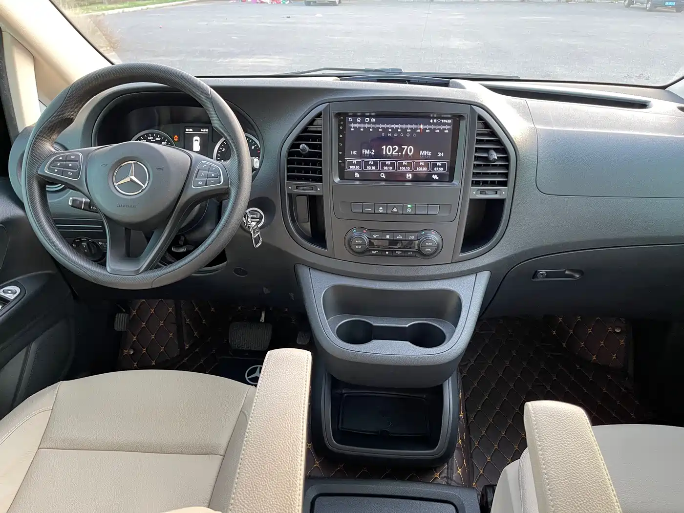 Mercedes-Benz Vito 2021 2.0T Elite 9-Seater фото 16