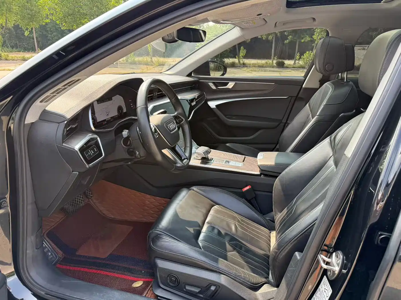 Photo 7 - Audi A6L