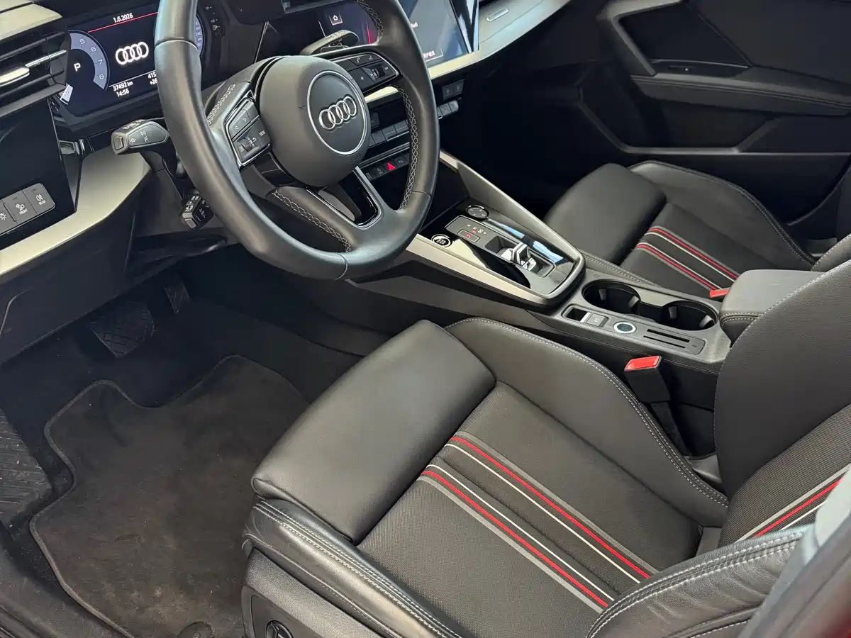 Audi A3 2023 Sportback 35 TFSI Fashion Sport фото 4