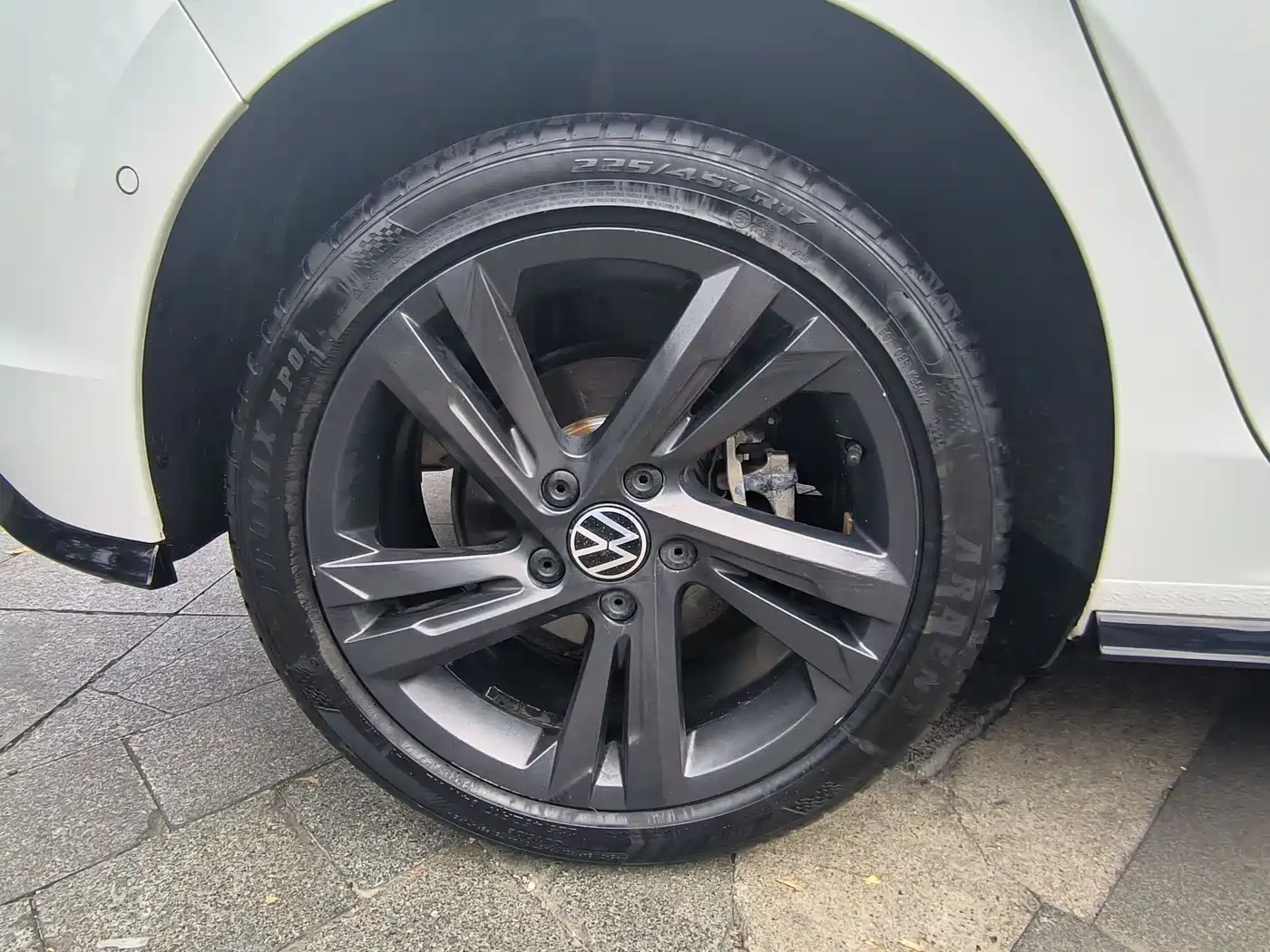 Volkswagen Golf 2023 280TSI DSG R-Line Lite фото 18