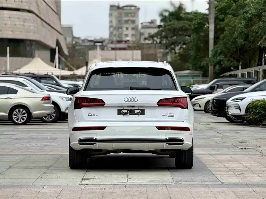 Audi Q5L 2018 40 TFSI Prestige Fashion (China V) фото 4