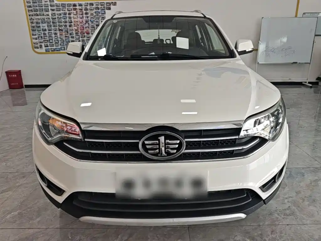FAW Senya R7 2018 2017 Model 1.6L Automatic Prestige