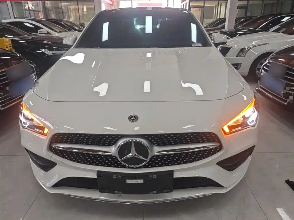 Mercedes-Benz CLA (Import) 2023 CLA 200 фото 3