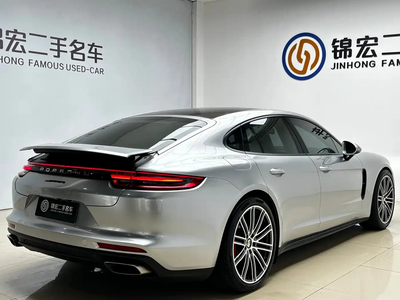 Porsche Panamera 2017 Panamera 3.0T фото 23