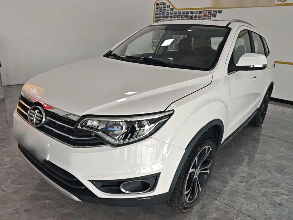 FAW Senya R7 2018 2017 Model 1.6L Automatic Prestige