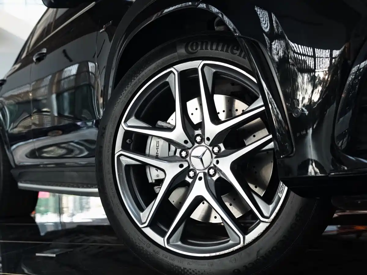 Mercedes-Benz GLE Coupe AMG 2023 AMG GLE 53 4MATIC+ Coupe SUV фото 4