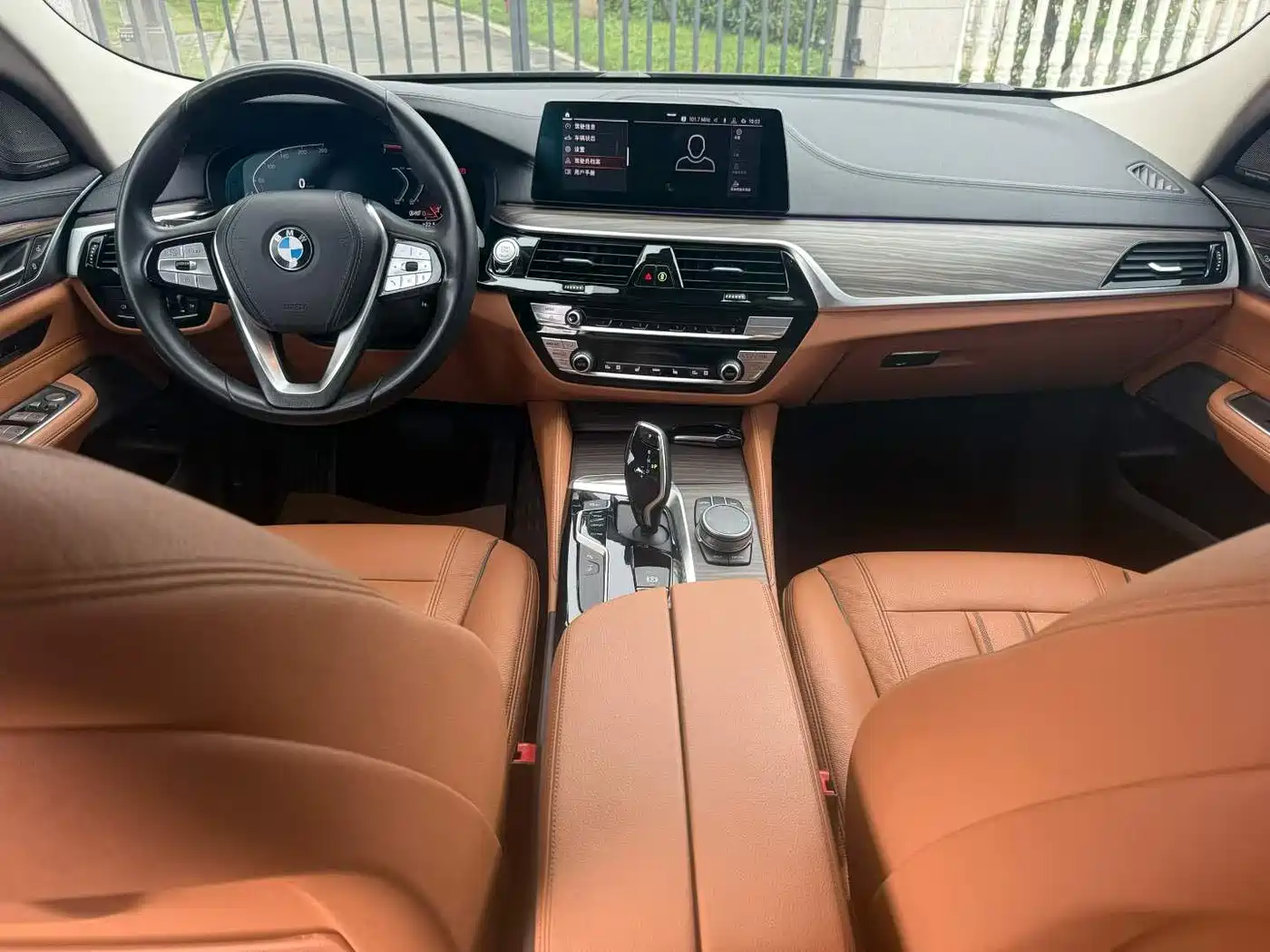 BMW 6 Series GT 2020 630i Luxury Design Package фото 5