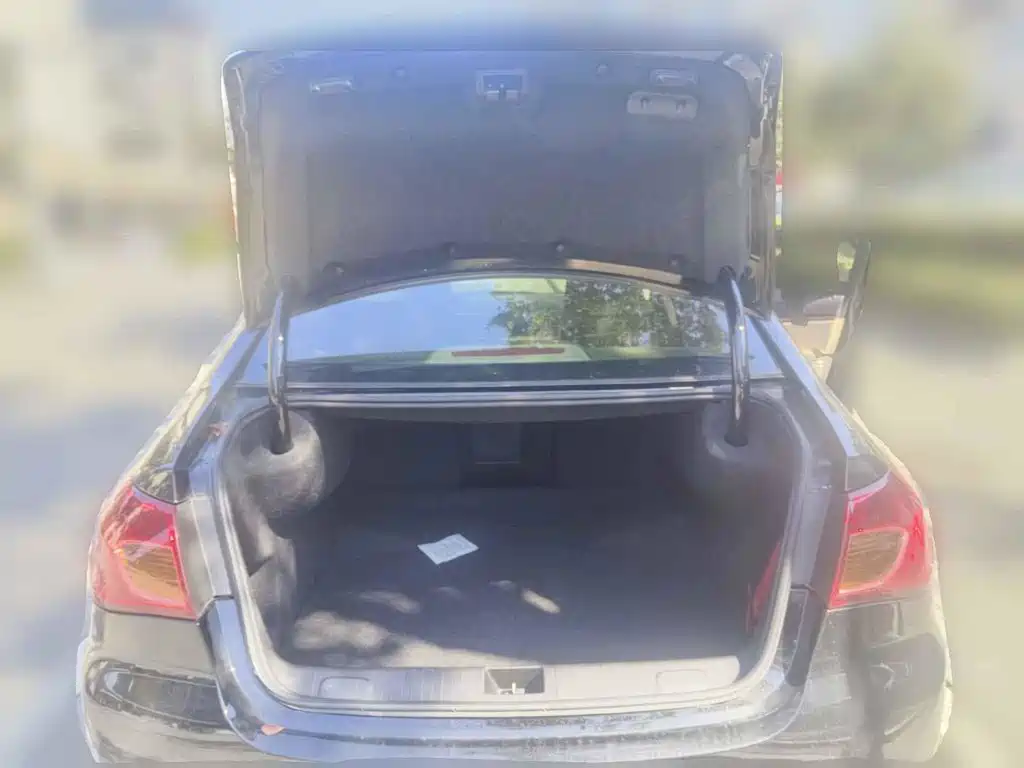 Roewe 950 2015 2015 1.8T Elite Edition