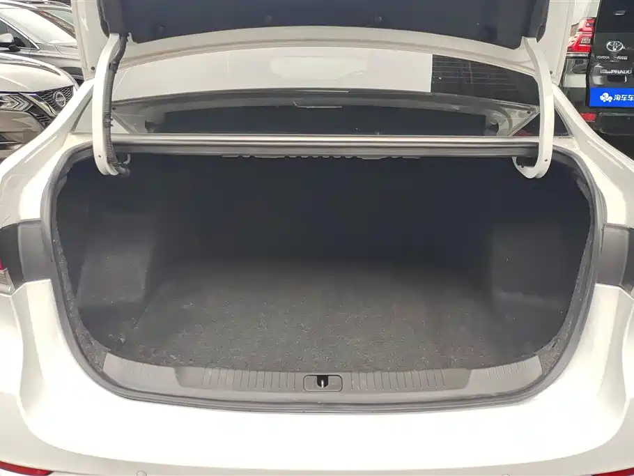 Buick Excelle 2021 Facelift 1.3T Auto Mild Hybrid Elite фото 4