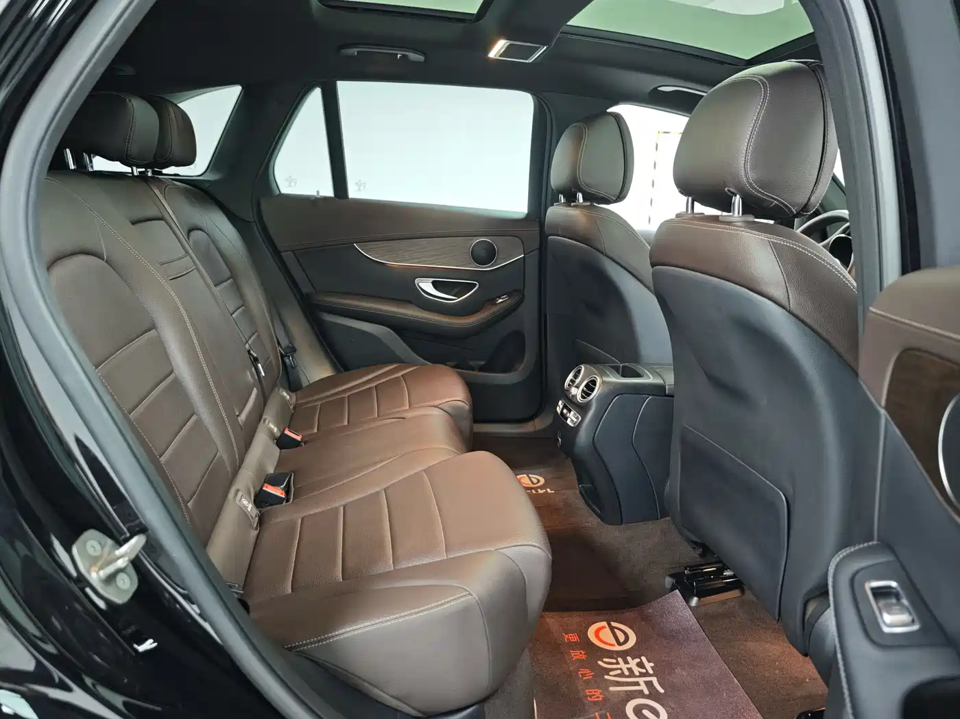 Mercedes-Benz GLC 2022 Model GLC 300 L 4MATIC Dynamic Edition фото 8