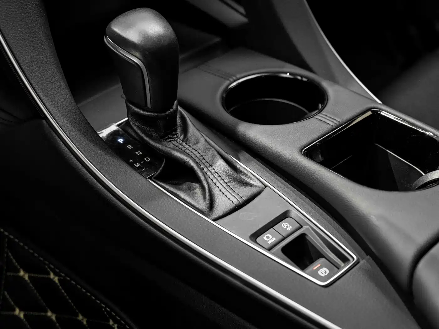 Toyota Avalon 2019 2.0L Luxury Edition (China VI) фото 10