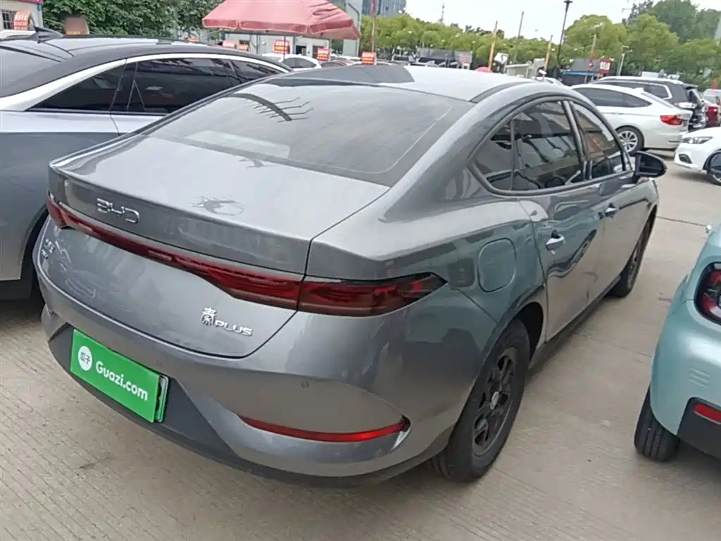 BYD Qin PLUS 2025 DM-i Smart Drive 55KM Leader фото 5