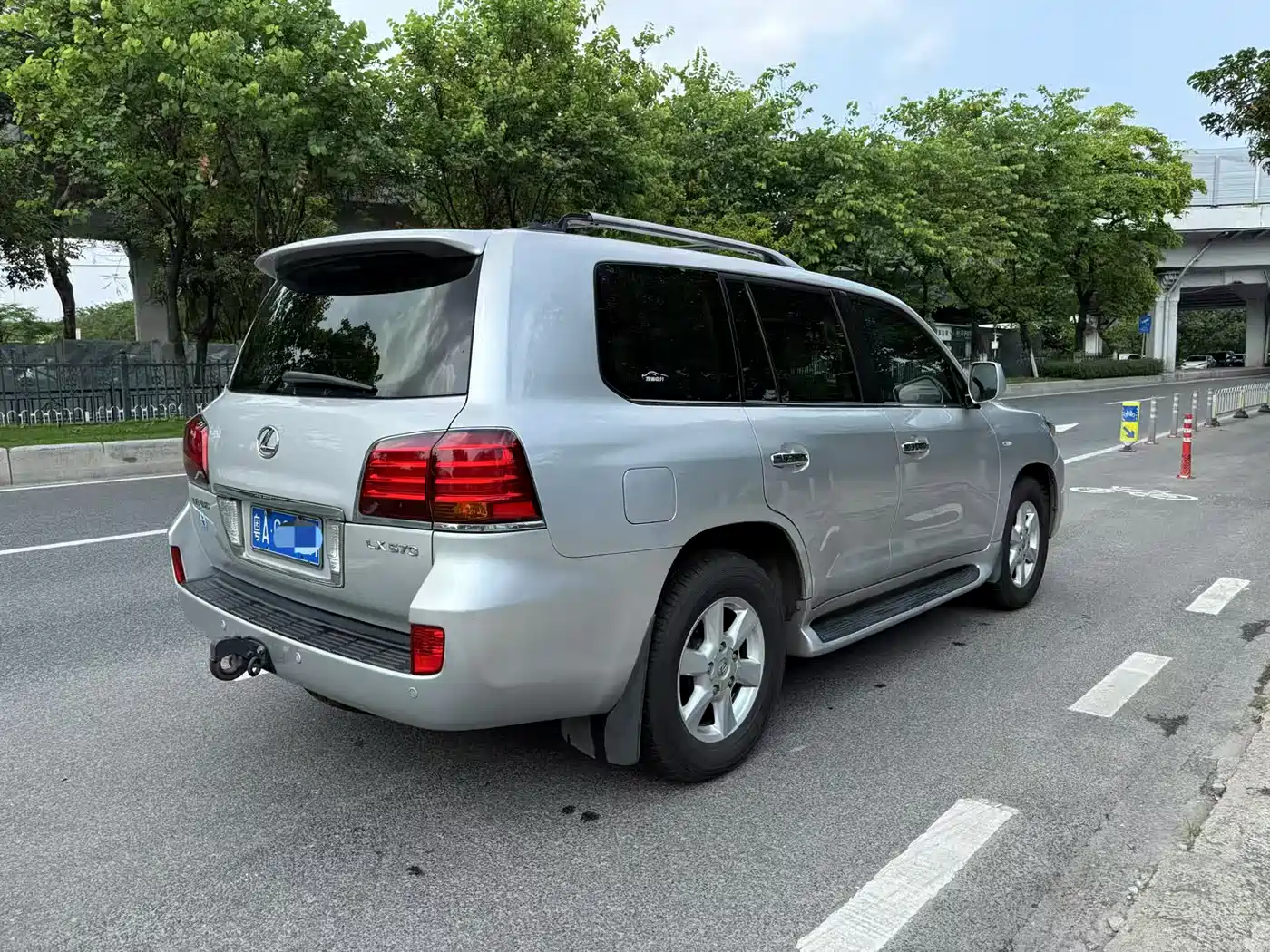 Lexus LX 2007 570 фото 6