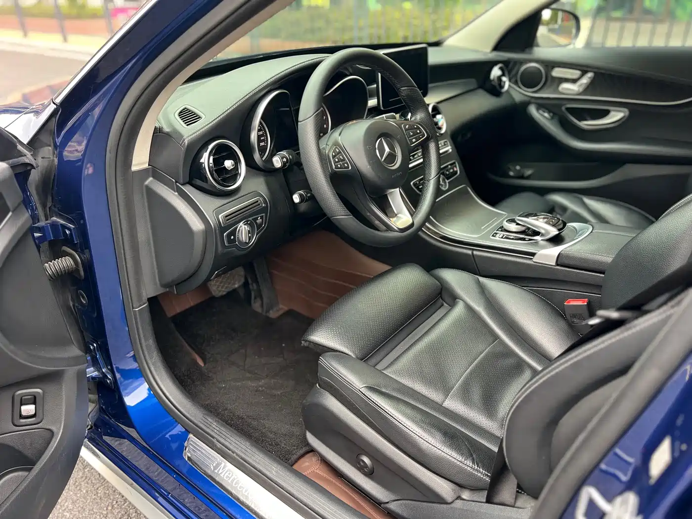 Mercedes-Benz C-Class 2018 C 200 L Sport Edition фото 8