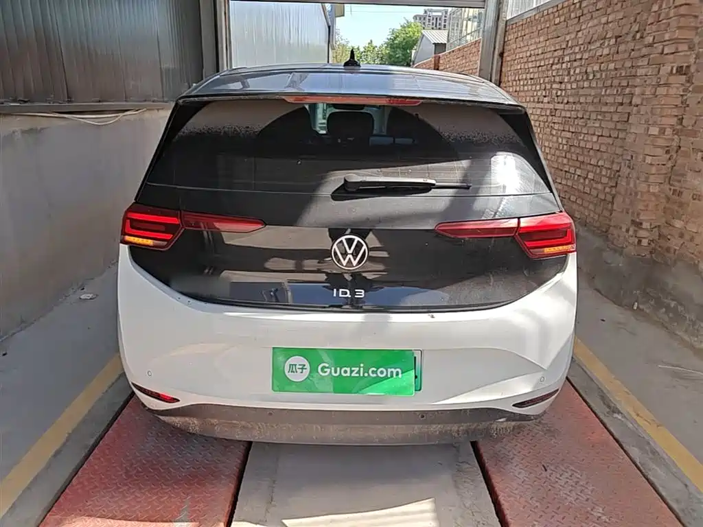 Volkswagen ID.3 2024 Pure Smart Edition фото 6