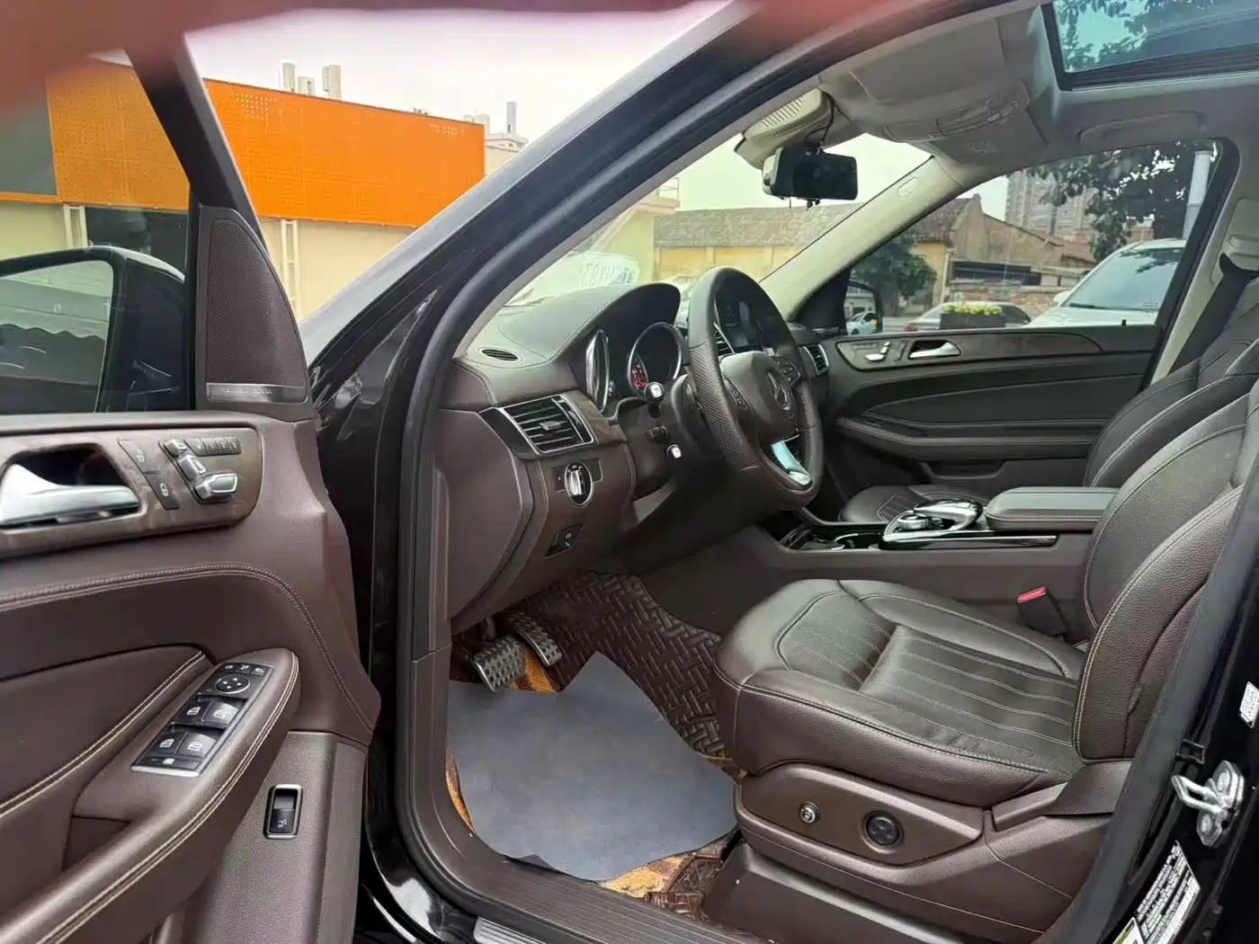 Mercedes-Benz GLE 2017 GLE 400 4MATIC фото 4