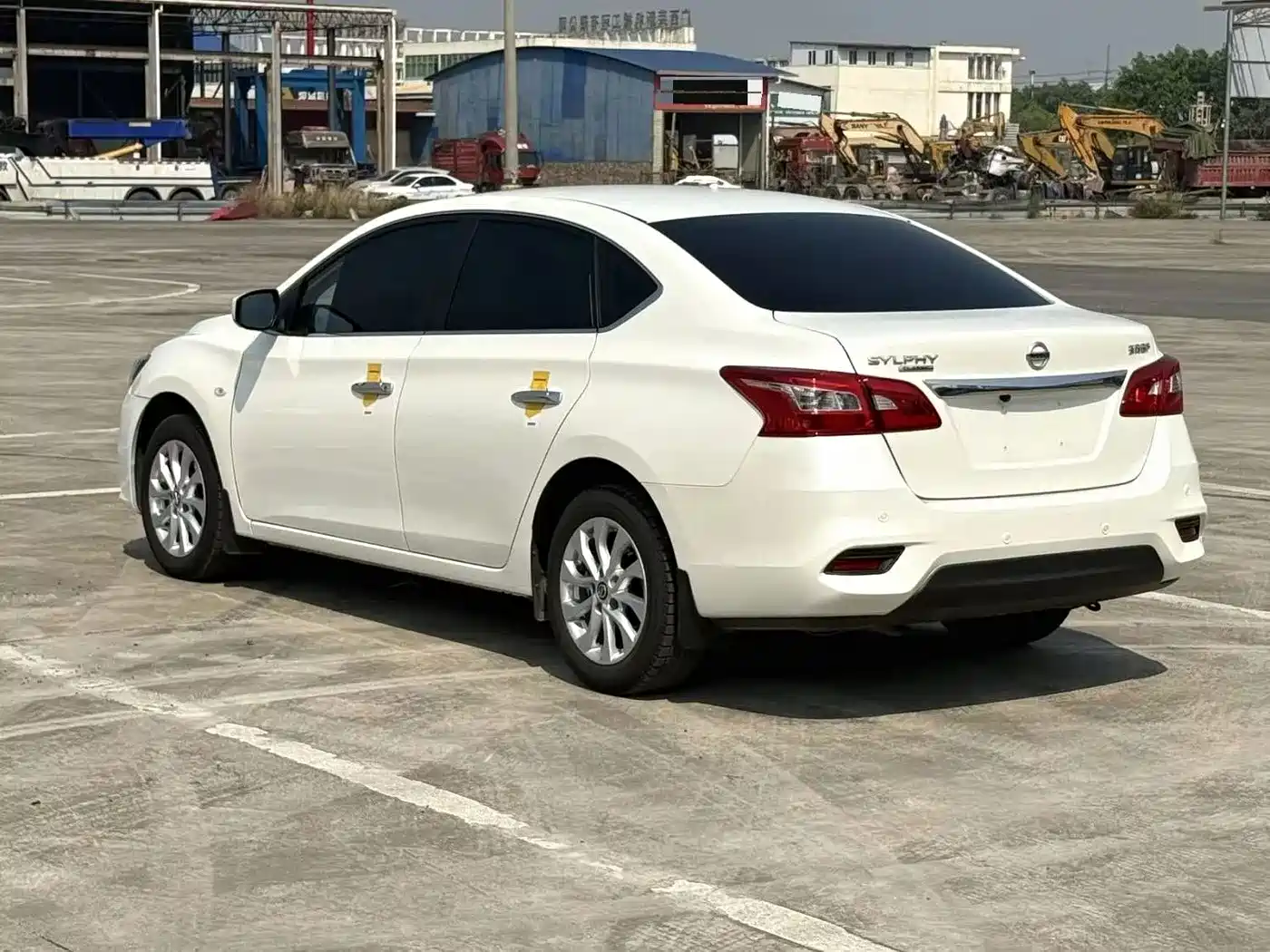 Nissan SYLPHY, миниатюра 4