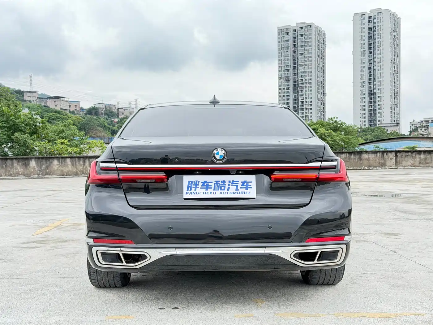 BMW 7 Series 2019 740Li Leading Luxury Package фото 6
