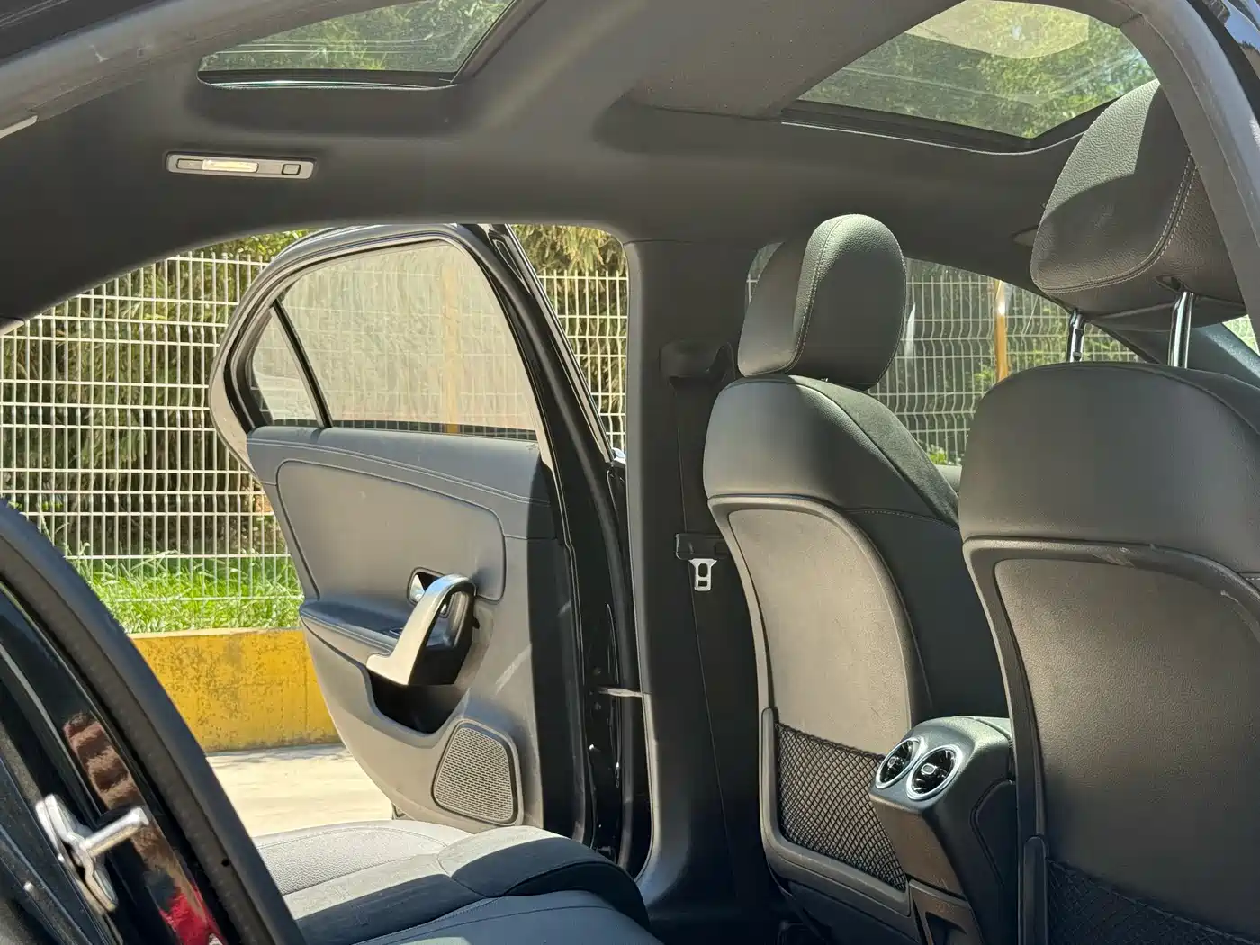Mercedes-Benz A-Class 2023 A 200 L Fashion фото 15