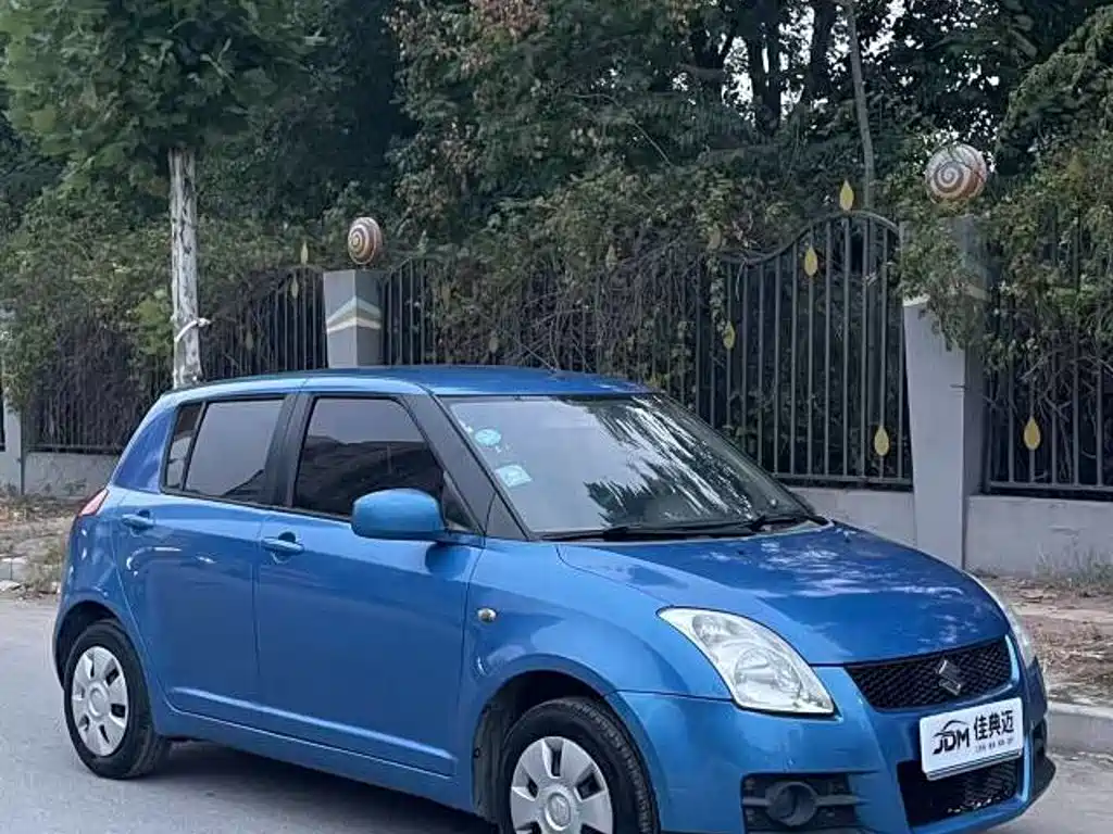 Photo 2 - Suzuki Swift