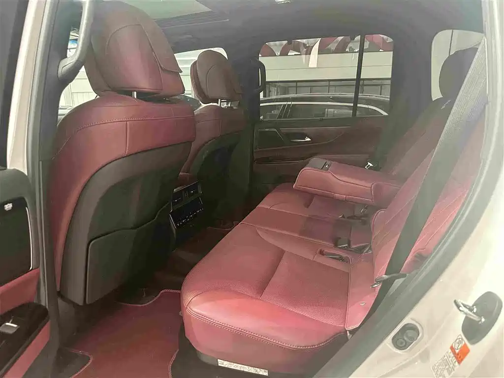 Lexus LX 2026 2025 700h Boundary Edition