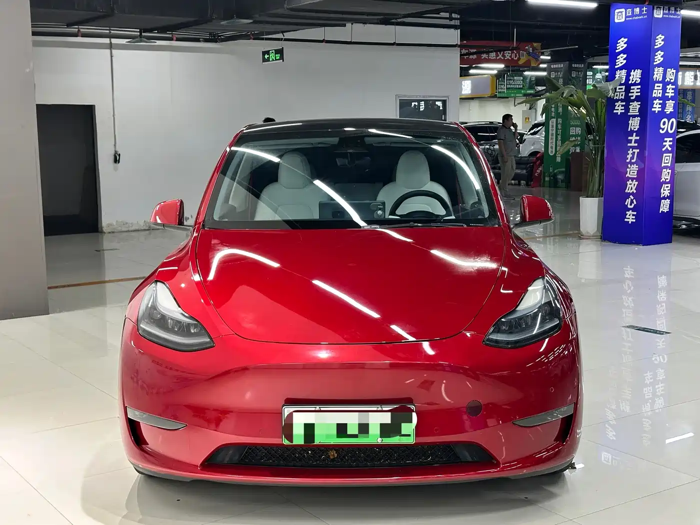 Фото 2 - Tesla Model Y