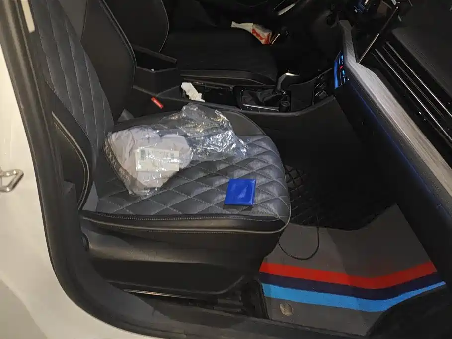 Volkswagen Sagitar 2023 300TSI DSG Surpassing Edition фото 8