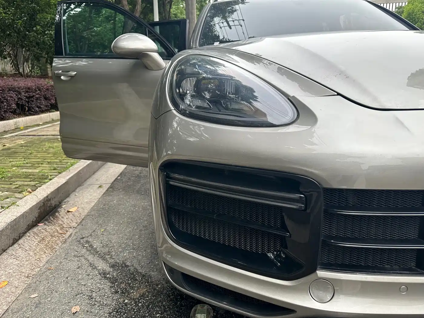 Porsche Cayenne 2011 Cayenne 3.0T фото 12