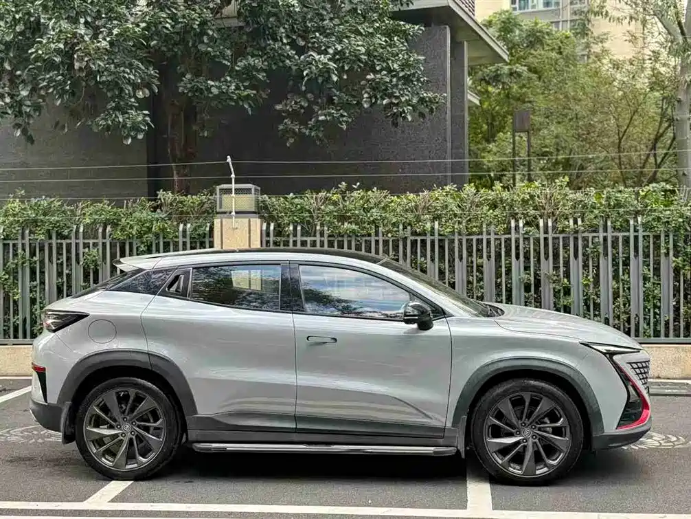 CHANGAN UNI-T