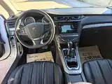 Photo 8 - Peugeot 408