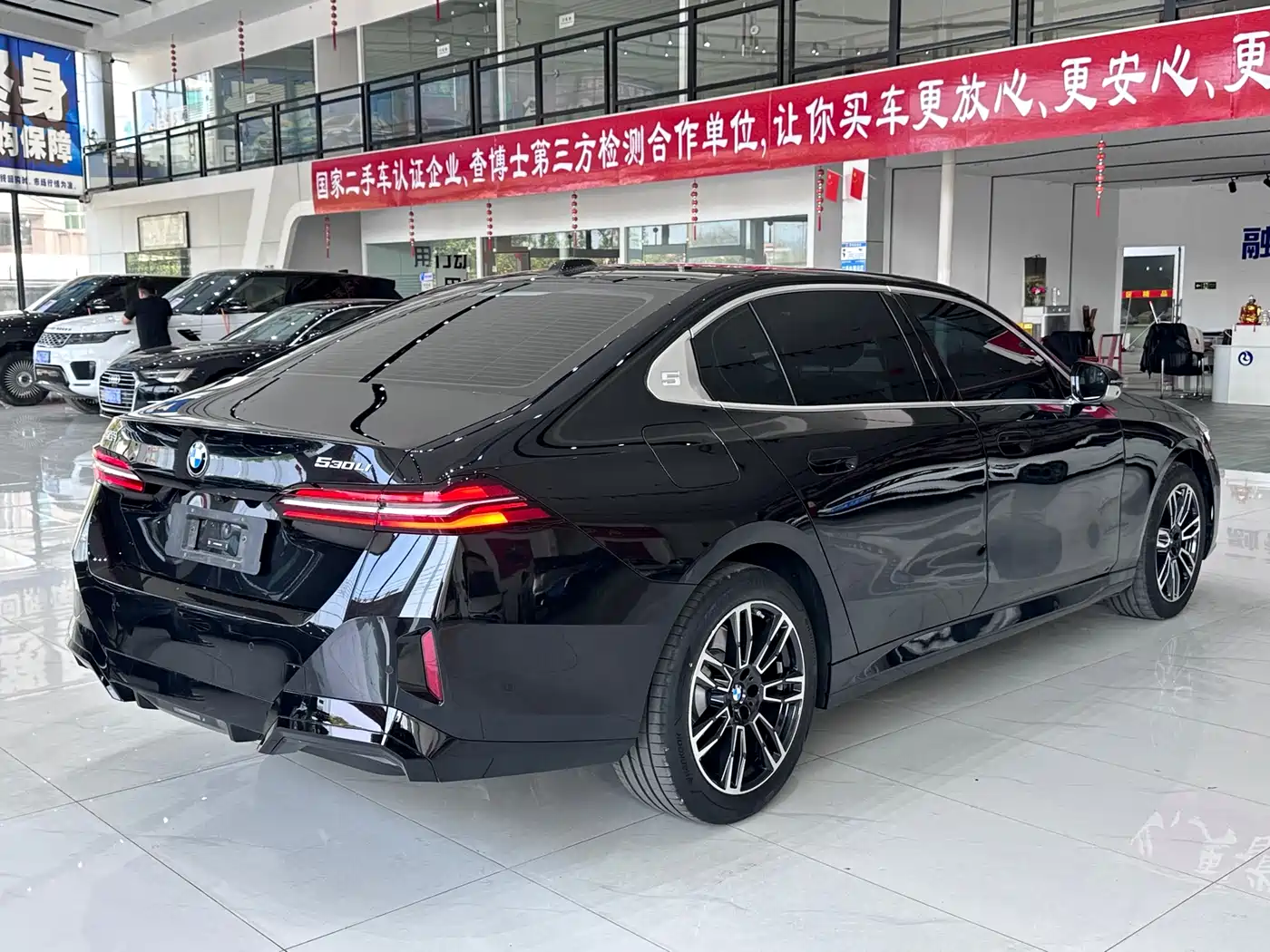 BMW 5-SERIES