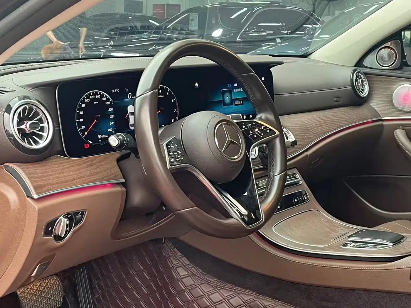 Mercedes-Benz E-Class 2022 E 300 L Luxury фото 4