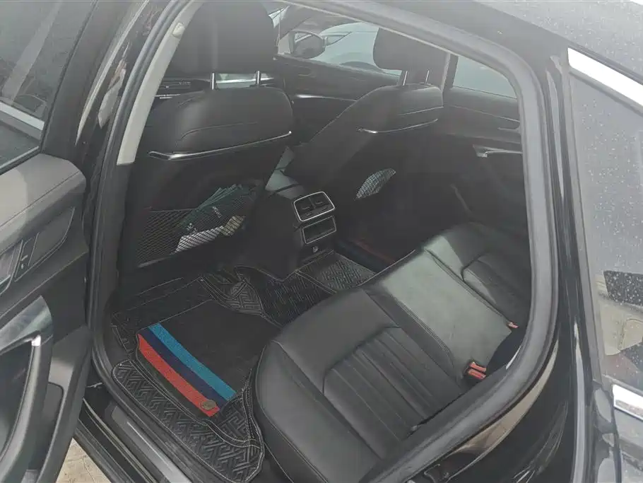 Audi A6L 2021 40 TFSI Luxury Elegance фото 11
